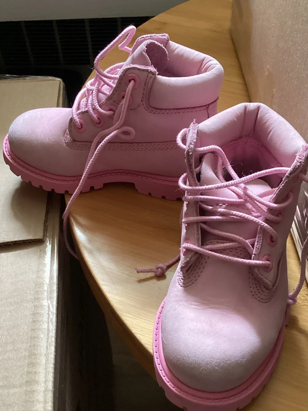 Timberland Kids Pink Lace-Up Boots size 8 #S1